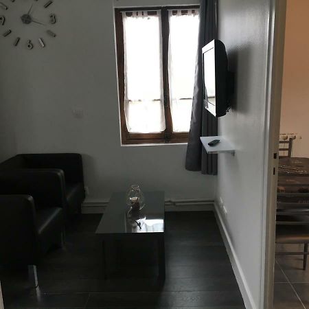 Magnifique Meuble 24M2 Avec Parking Apartment Aix-les-Bains Luaran gambar